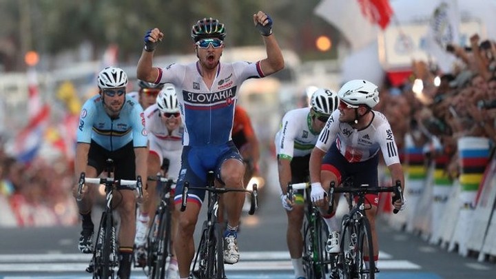 Peter Sagan dokázal jedinečnosť. Je opäť majstrom sveta!